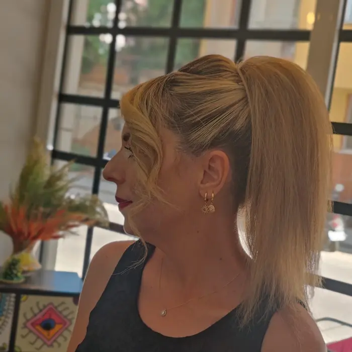 Röfle ve ışıltı saç renklendirme, Ödemiş — Cansu Bayan Kuaförü (22)